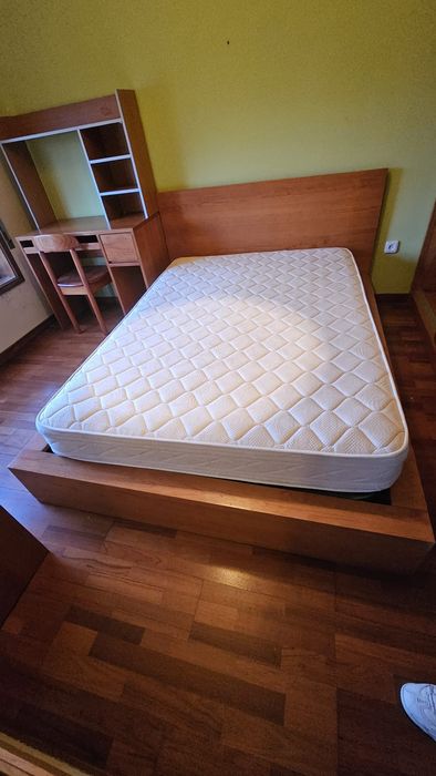 Quarto completo com colchão