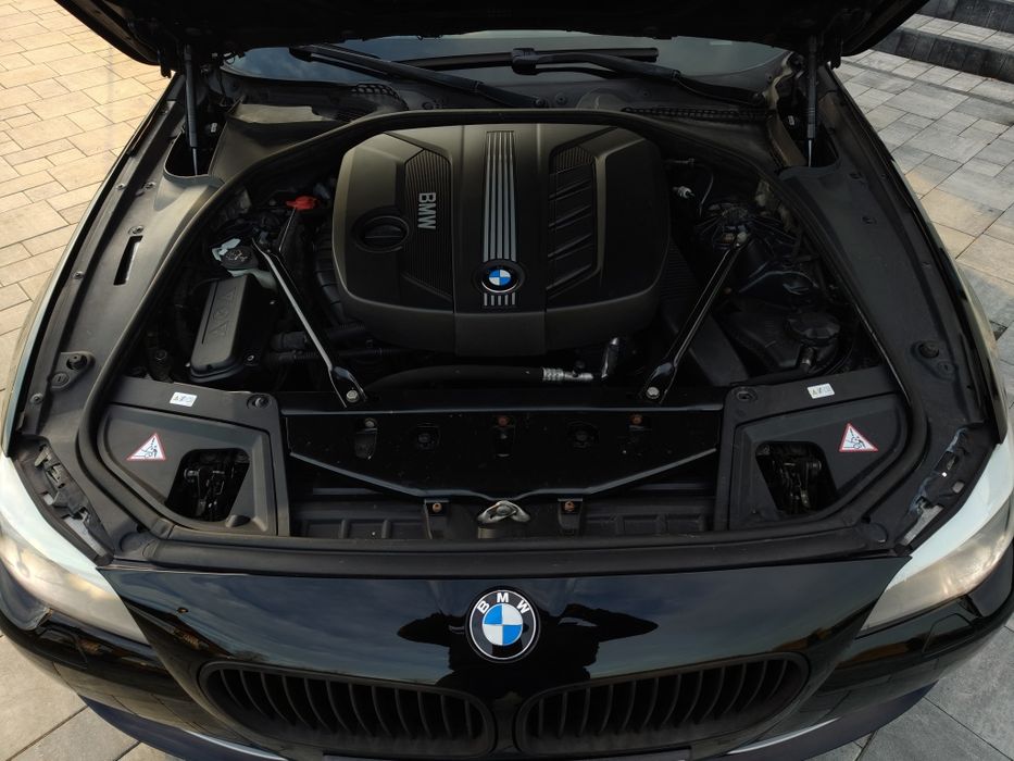 BMW F10 _2.0 D 184 km _ 2011 _  manual _ bixenon_ bezwypadkowy