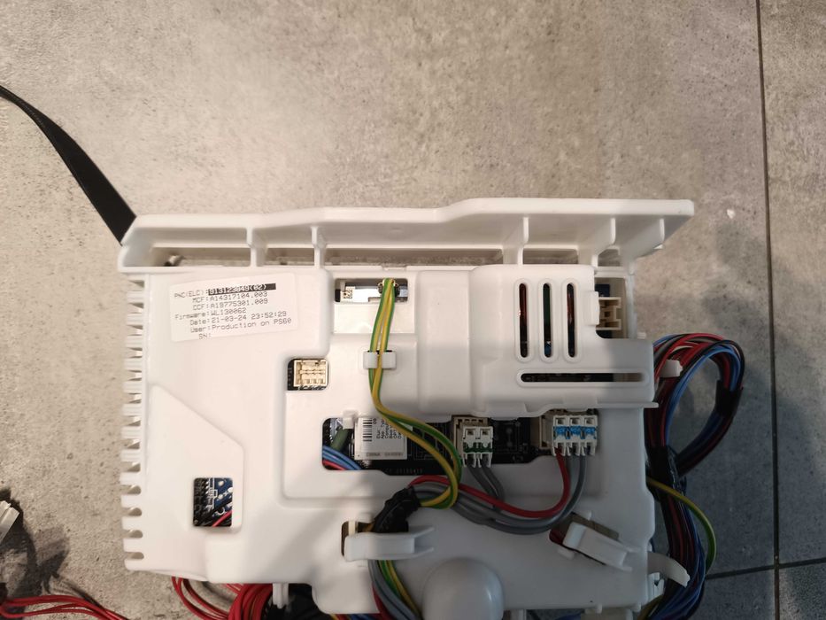 Запчастини на пралку AEG LTX8C373