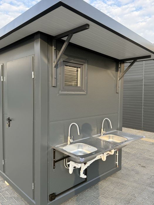 Kontener sanitarny łazienka WC natrysk socjalny prysznic toaleta kemping