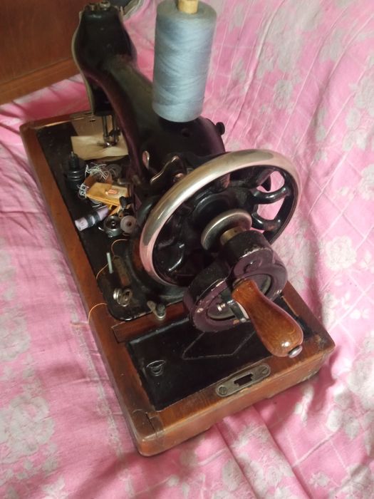 Швейная машинка Подольская