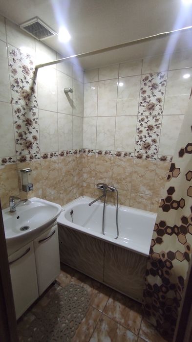 Продам 3 комн на левом берегу