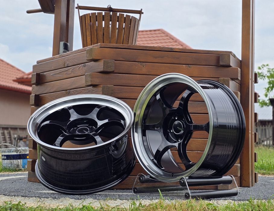 Felgi R18 5x114.3 9j Advan Racing Mazda Nissan Lexus Toyota Drift