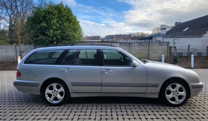 Mercedes E220 CDI Avantgard