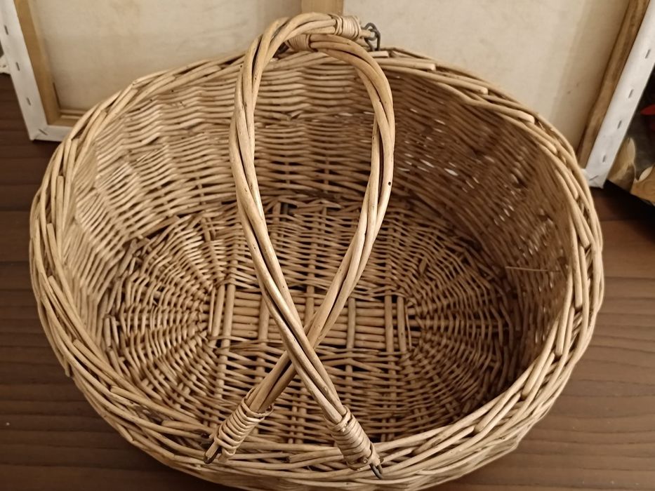 Cesto Picnic/decorativo em verga