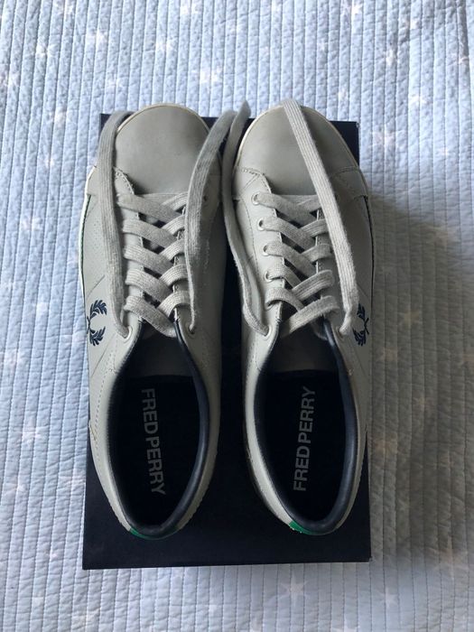 Sapatilhas 43 Fred Perry cinza