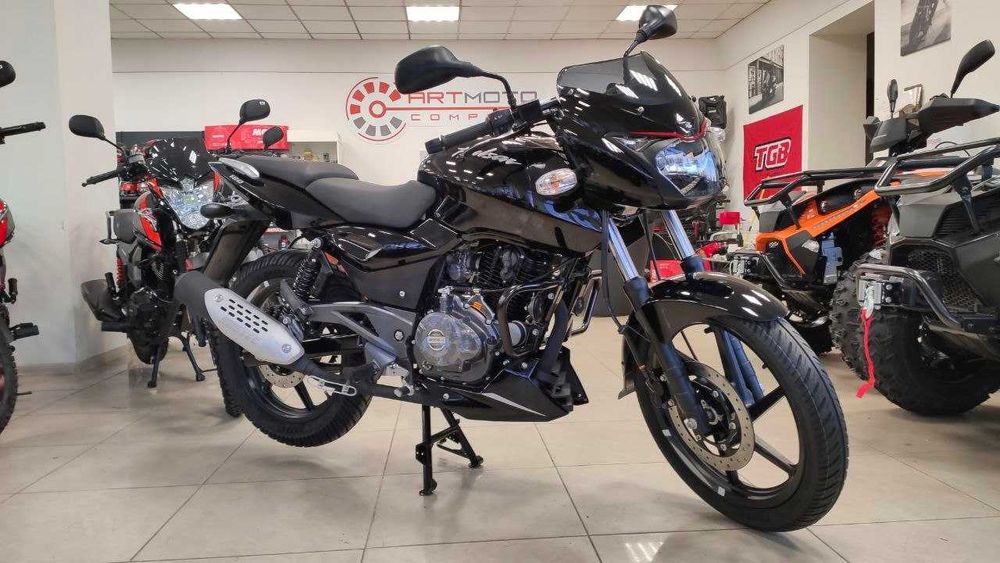 Новий сучасний мотоцикл Bajaj Pulsar 180 в Арт мото Житомир