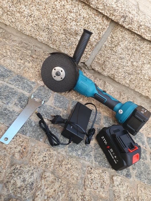 Rebarbadora Média a Bateria 21V Brushless c/ 2 Baterias (Nova)