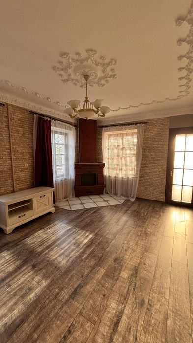 Продаж будинку з готовим бізнесом , Широка Балка