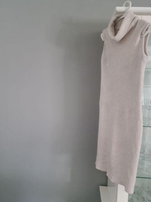 Vestido de la sem mangas, tamanho S grande