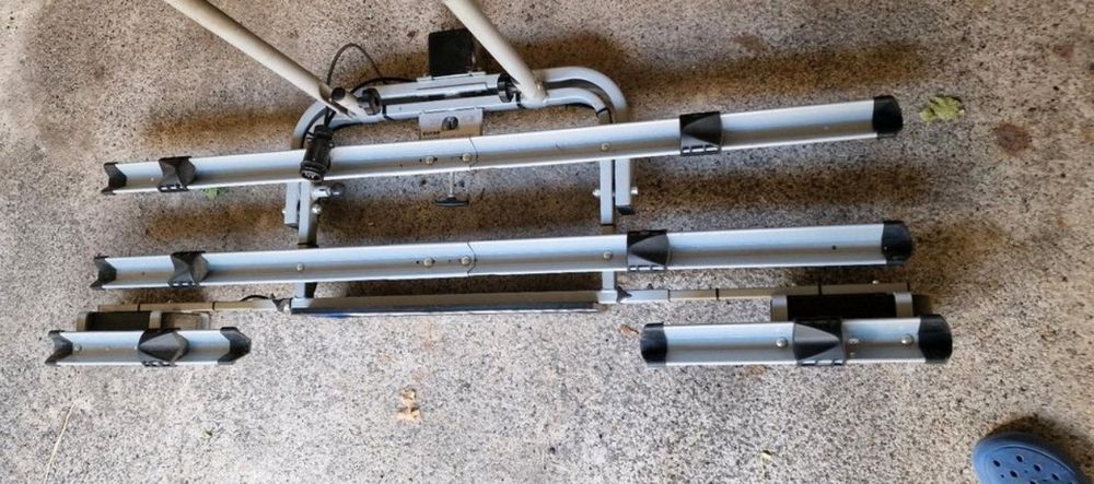 Bagażnik rowerowy na hak na 3 rowery uchylny E-Bike