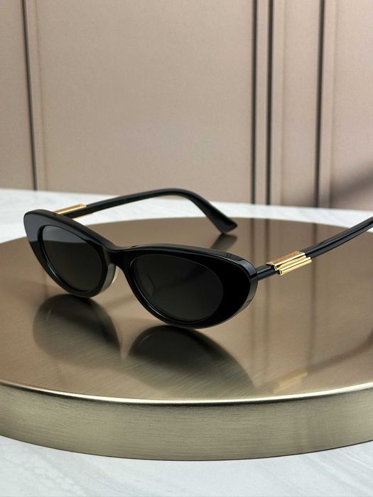 Сонцезахисні окуляри Bottega Veneta BV1447S чорні вузькі котяче око, темна лінза, жіночі, оригінал