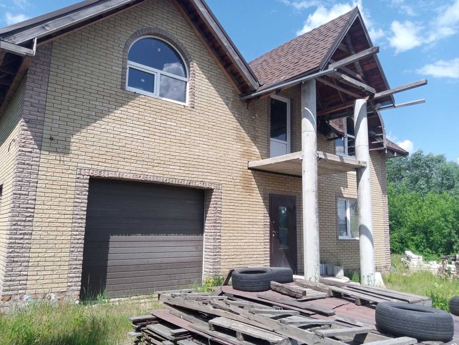 Продаю шикарный коттедж современной постройки гМерефа удобный район