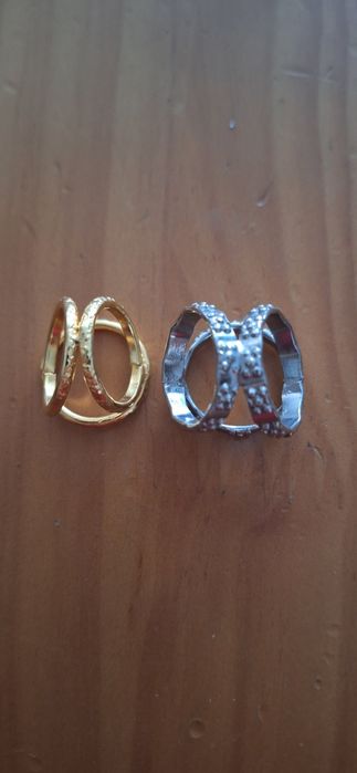 Anéis, Anéis de lenços e Pregadeira com vários designs e cores