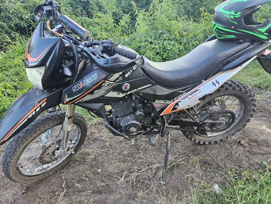 Продам надійний та універсальний ендуро-мотоцикл Shineray XY250GY-6C.