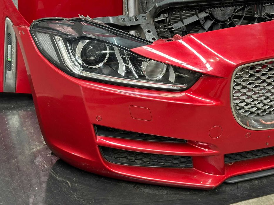 Frente completa Jaguar XE 2.0L (2017)