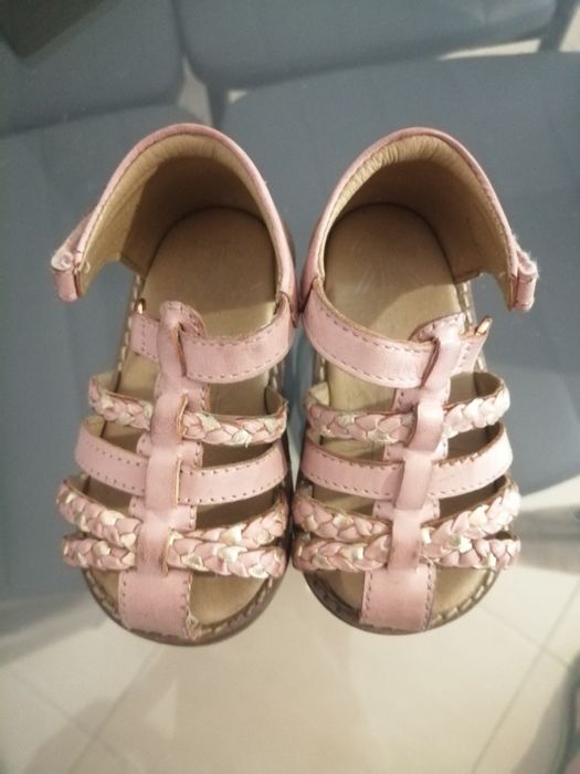 Sandálias para menina