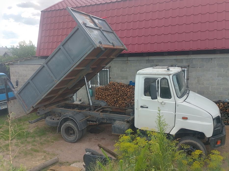 Послуги самоскида. Сміття щебінь пісок дрова