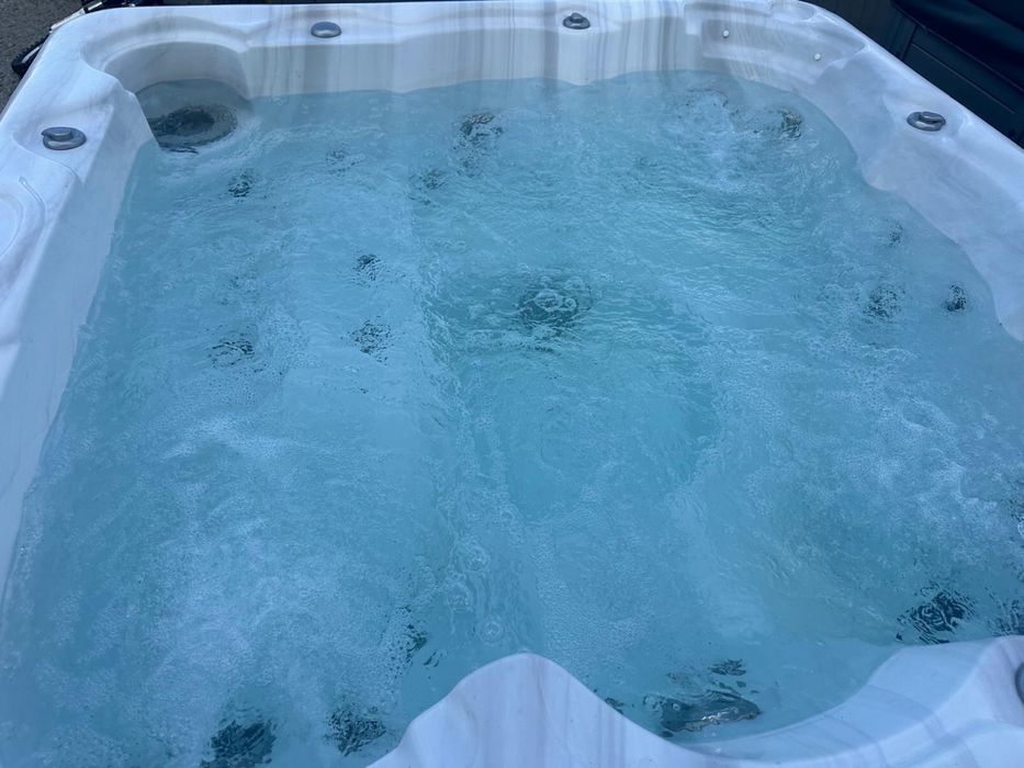 Jacuzzi ogrodowe Canadian Spa 200x200 Balboa ozonator Led okazja 40dys