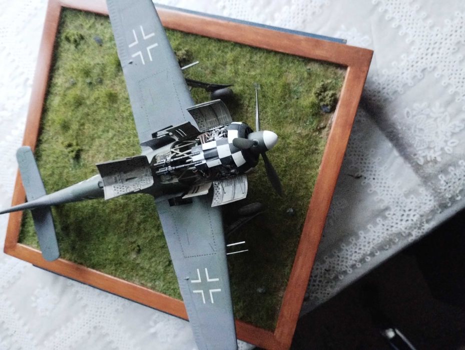 makieta lotniska z samolotem focke-wulf 190
