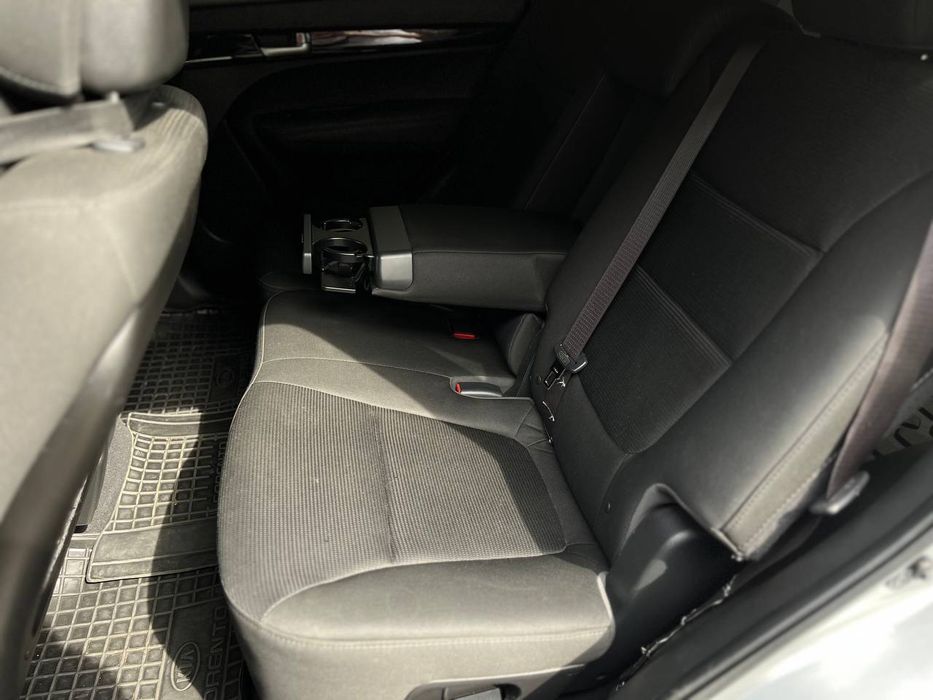 Kia Sorento 2014 2.4 автомат недорого автомобіль
