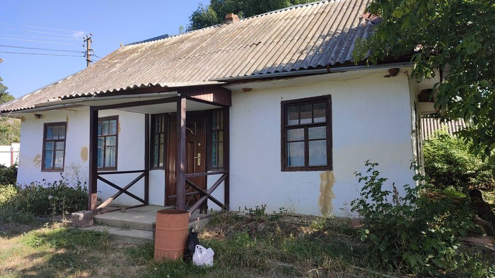 Продам жилий будинок с. Онитківці з садом та ділянкою 29 сот
