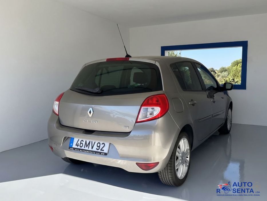 Renault Clio528039224647372804