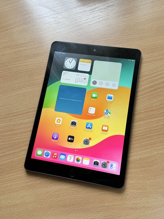 Ipad gen 7 10’2 32gb Space gray