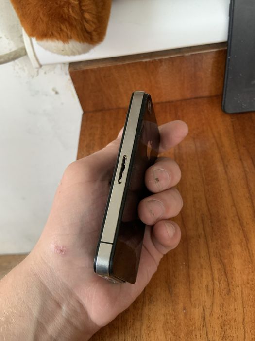 Iphone 7, 4S  32gb на запчастини