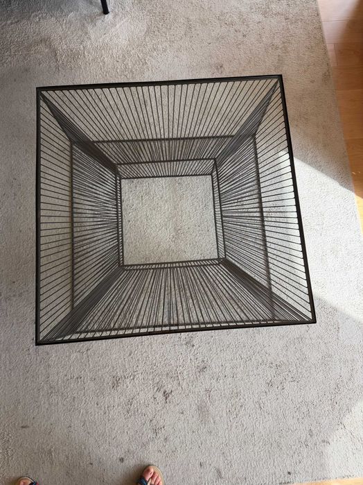 Mesa de vidro quadrada da Area