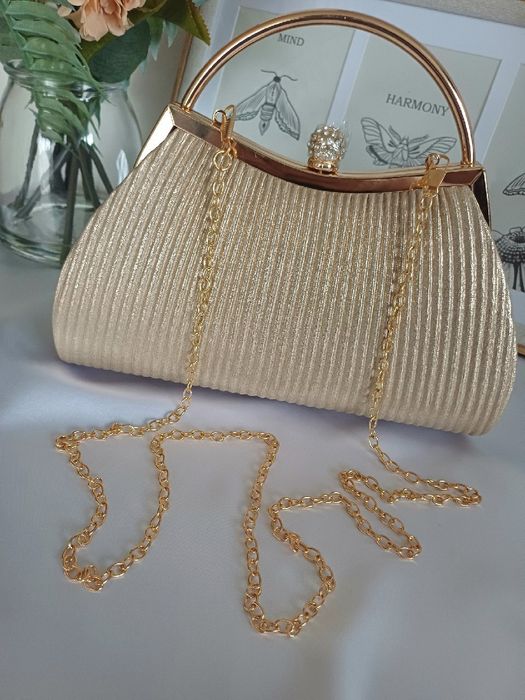 Złota Torebka Wieczorowa - Karbowana