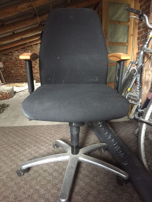 Крісло компьютерне