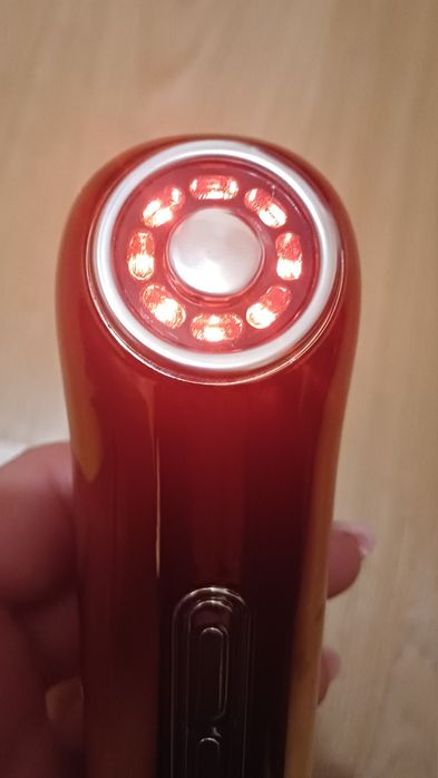 Масажер мікротоковий для обличчя шиї  тіла