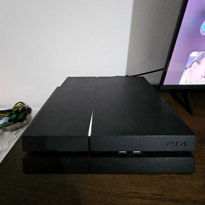 PlayStation 4 1TB