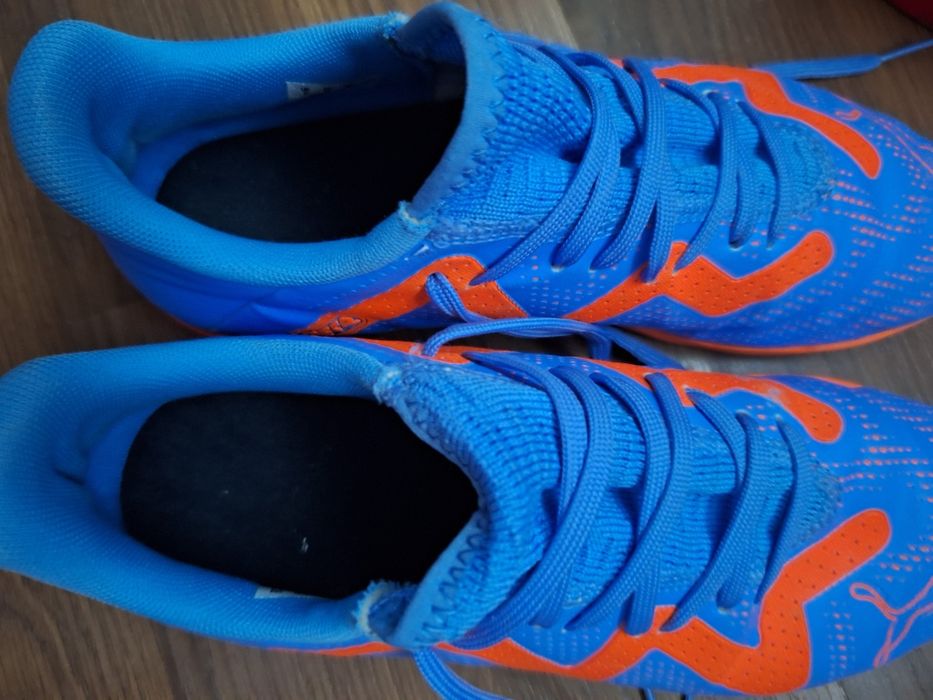 Nowe Buty halówki rozm. 38  firmy Puma