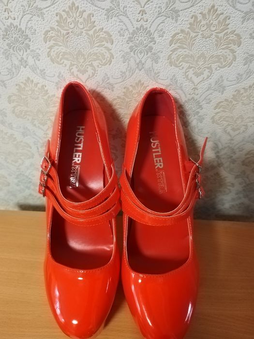 Стріпи Hustler extra розмір 40,5-41
