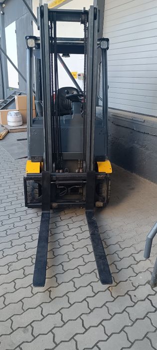 Вилковий навантажувач, кара, погрущик