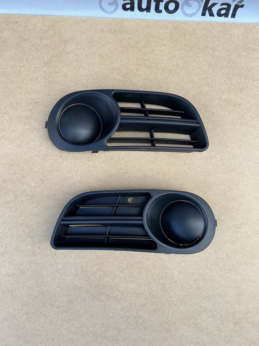 Решітка бампера Skoda Fabia 1 2000-2004 / 2004-2007