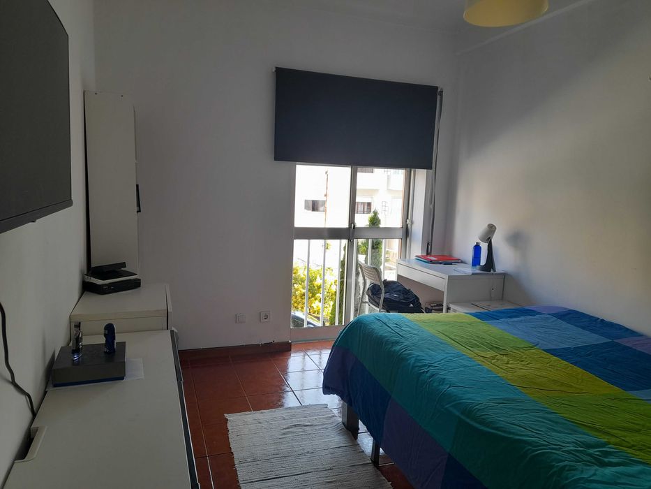 Quarto em Santa Clara e Castelo Viegas, Coimbra