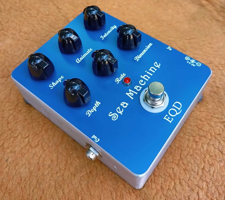Efekt gitarowy EQD Sea Machine Chorus (klon)