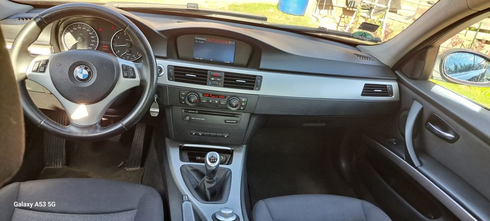 bmw e90 320i  2005r.