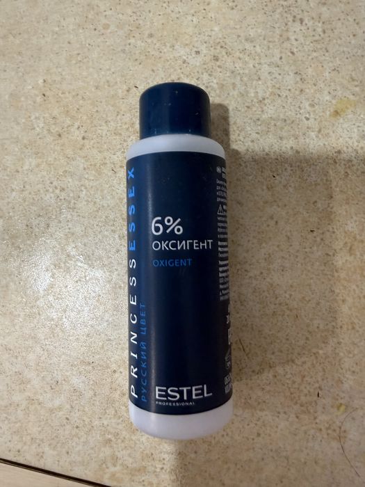 Окислитель 6% от эстель.