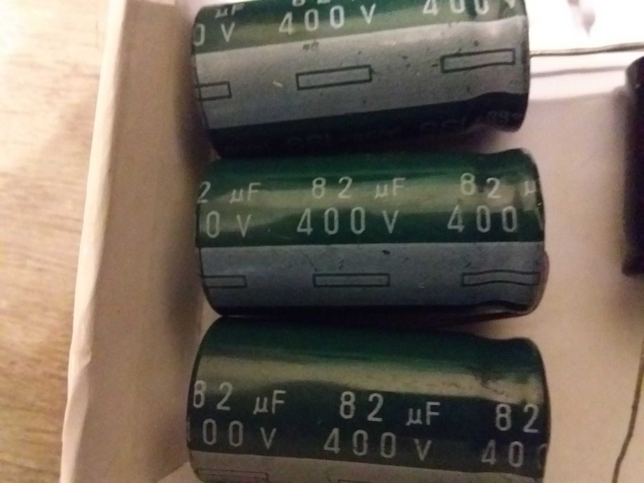 Конденсаторы электролитические для лампового усилителя: 550 грн ...