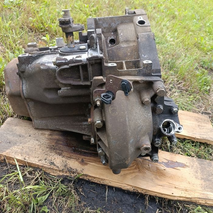 Продам КПП механічну коробку передач на Фіат Скудо