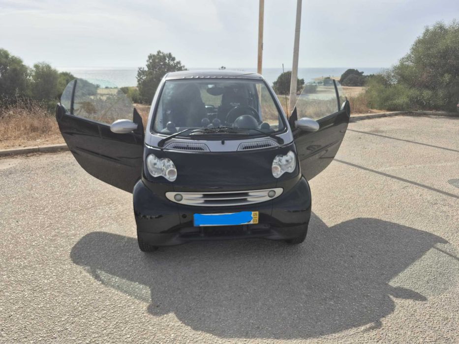 Vendo SMART FORTWO COUPÉ em Excelente estado de Conservação