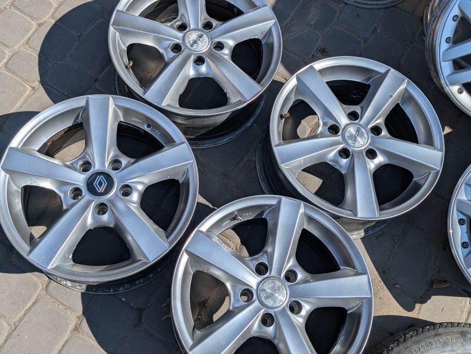 Диски легкосплавні 5x114.3 R16 Renault Megane 3 Scenic Kia Hyundai