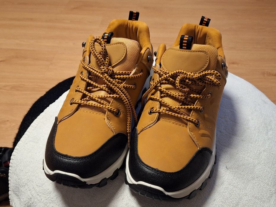 Tenis sapatos de caminhada à  prova de agua novos 45