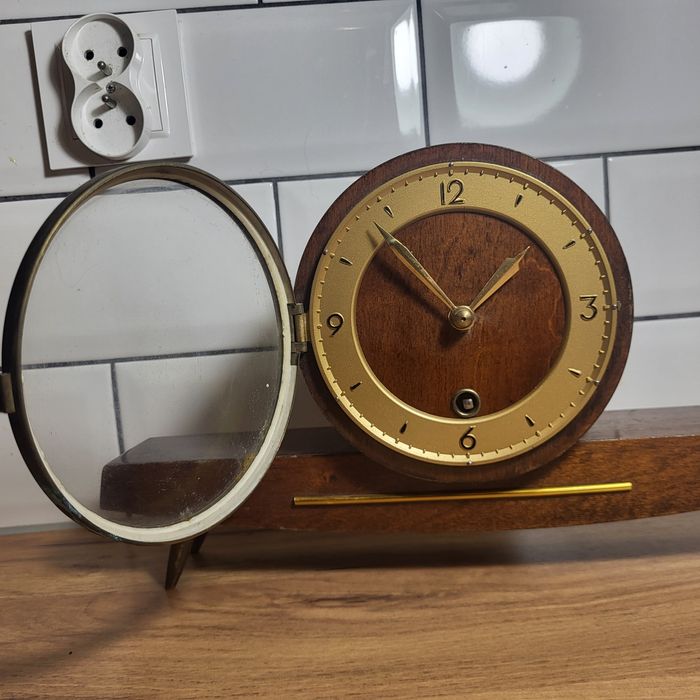 Zella-Mehis lata 60te modernistyczny zegar kominkowy 62