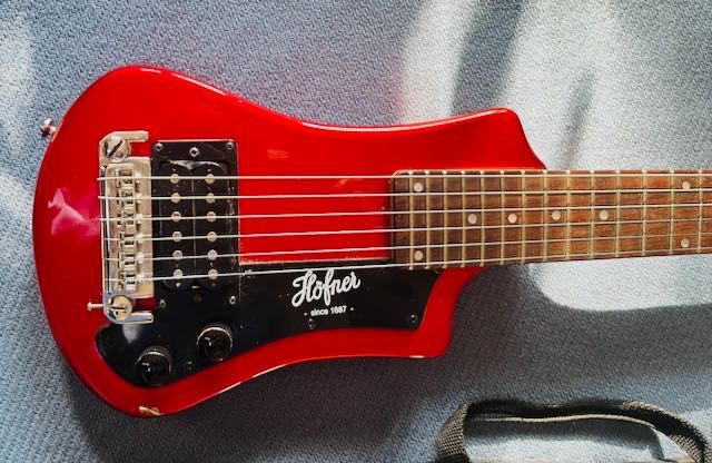 Gitara elektryczna podróżna Hofner