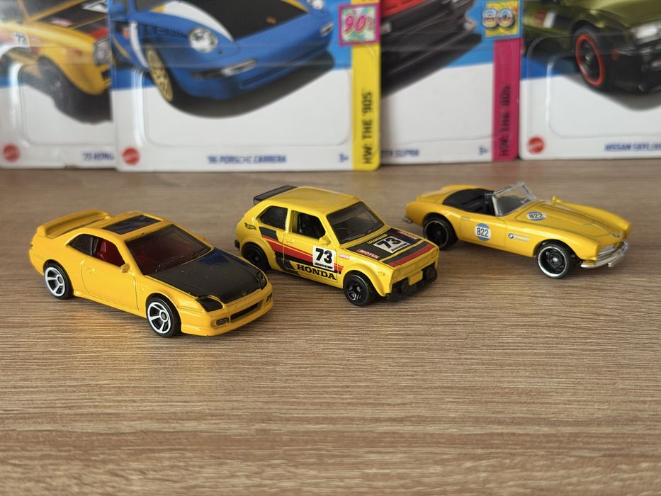 Sprzedam samochódy Hot Wheels